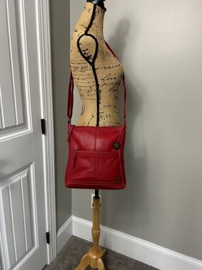 The Sak Purse